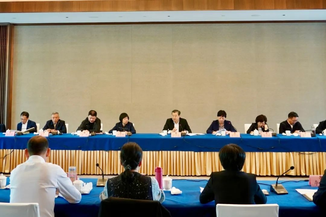 省政协港澳台侨和外事委员会全体会议在金华召开